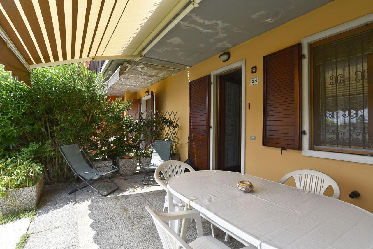 Appartamento Dei Salici Ronchi  ภายนอก รูปภาพ