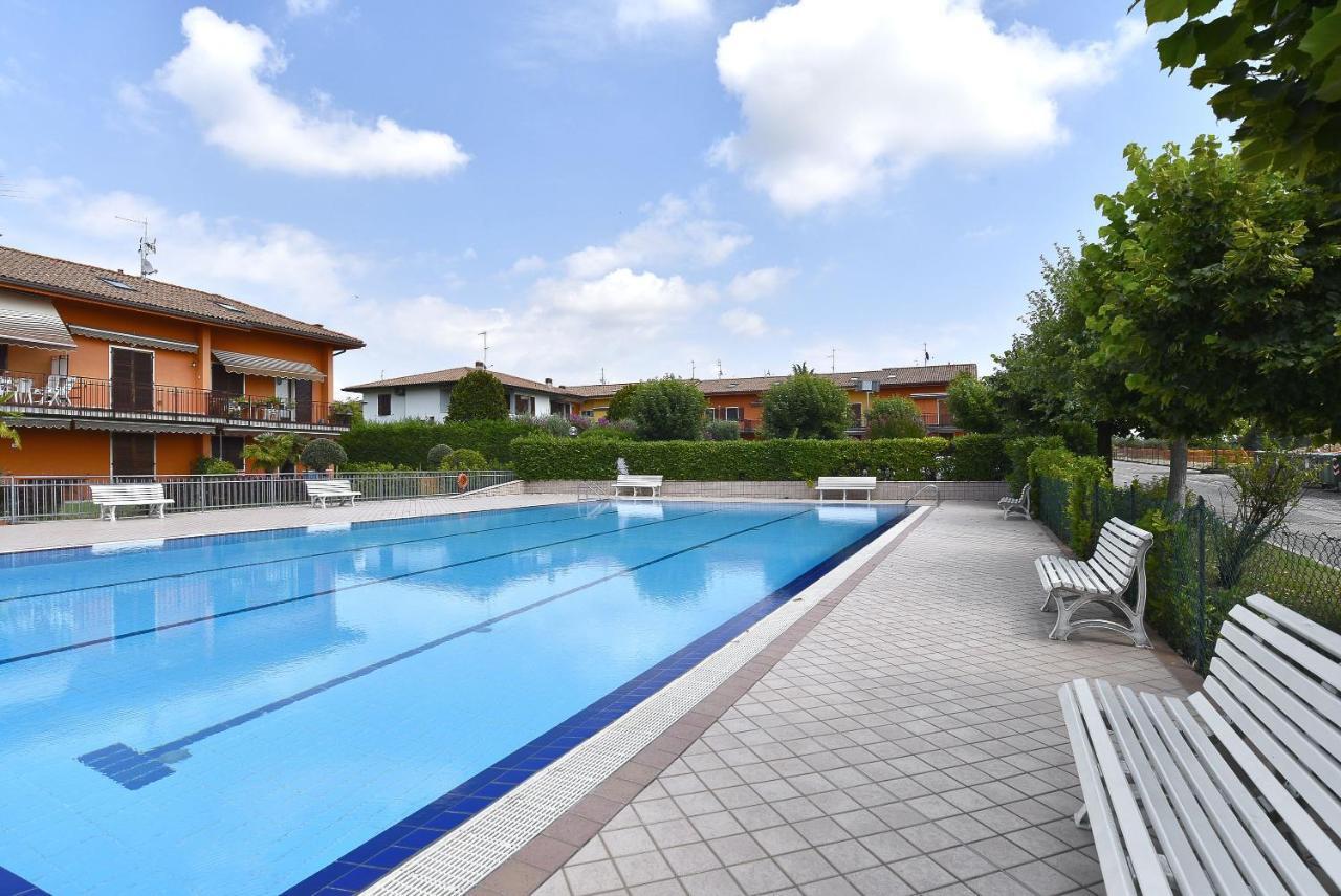 Appartamento Dei Salici Ronchi  ภายนอก รูปภาพ