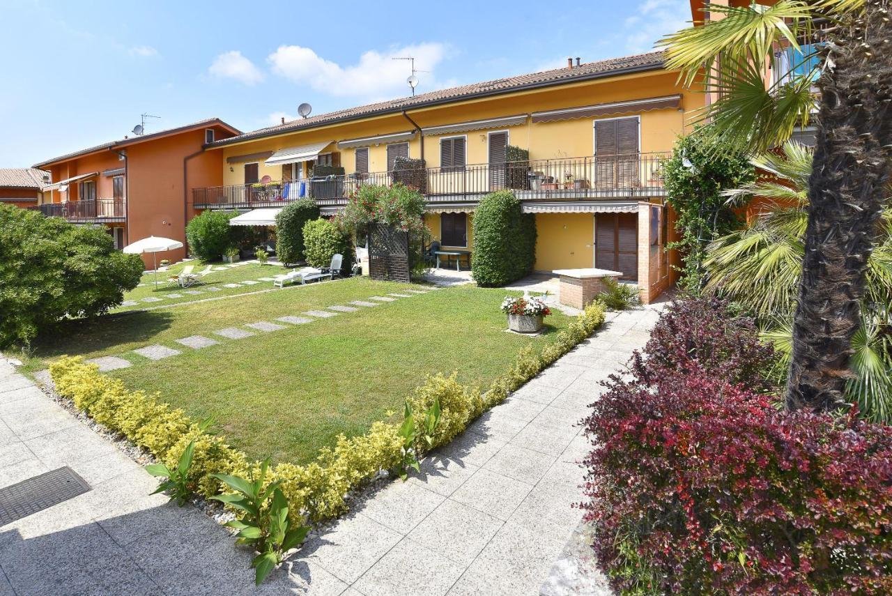 Appartamento Dei Salici Ronchi  ภายนอก รูปภาพ